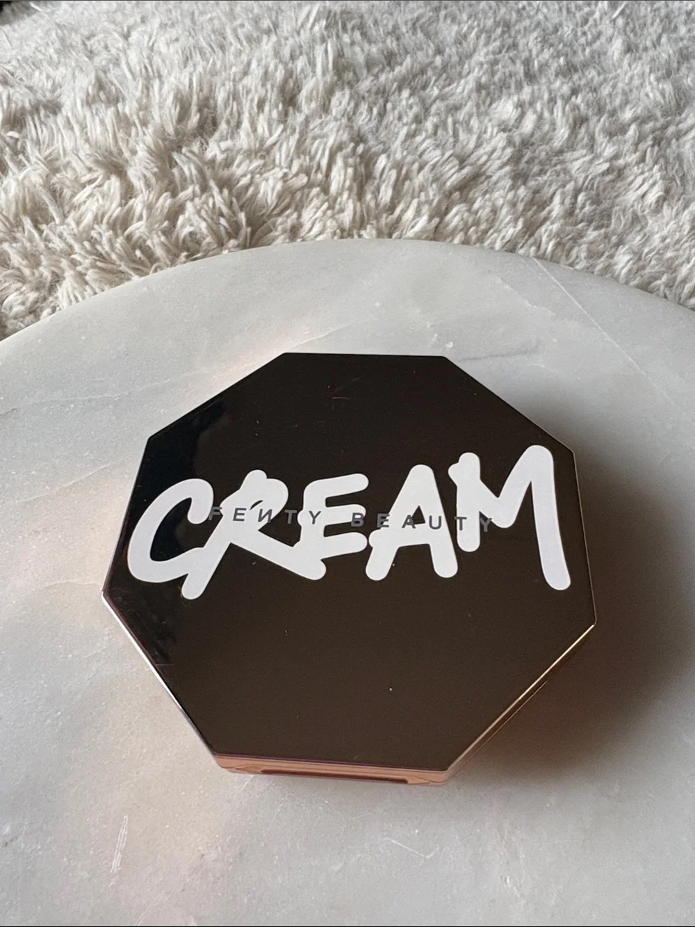 Fenty Beauty 01 AMBER Cream Bronzer